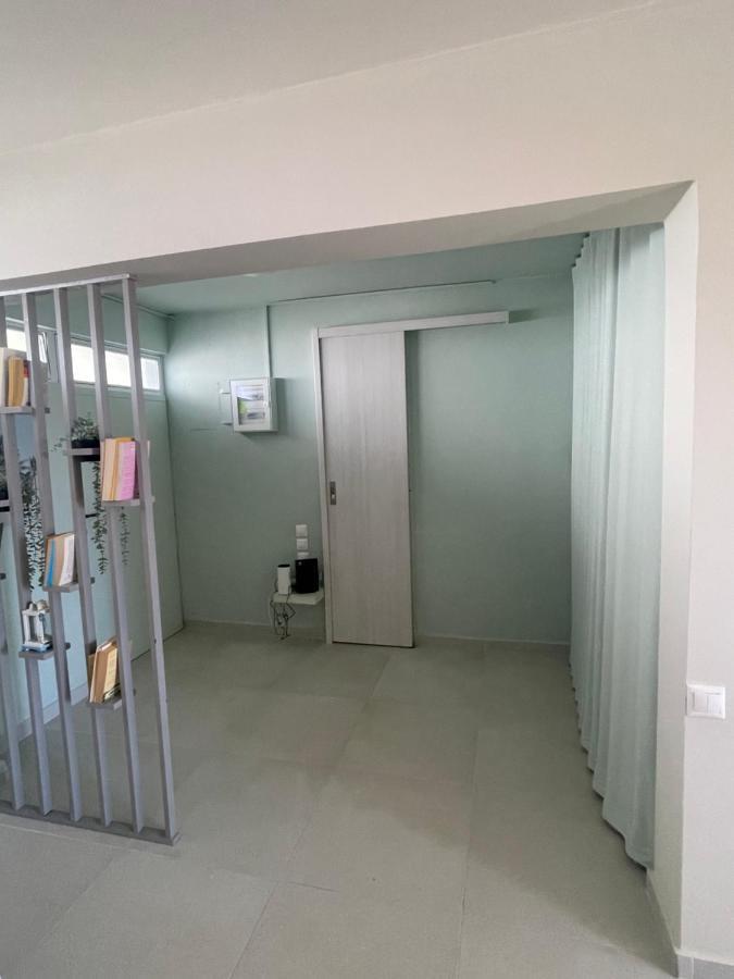 Sophia'S Apartment Saronida 외부 사진